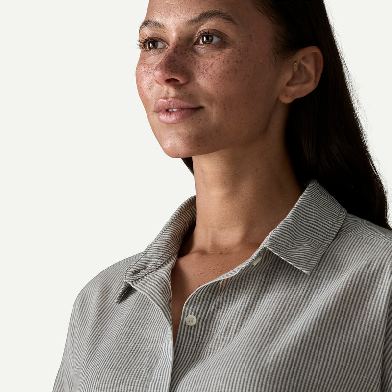 Load image into Gallery viewer, Patagonia Women's Lightweight A/C® Shirt