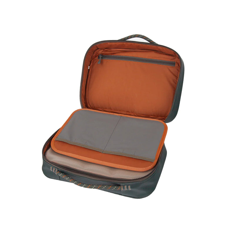 Load image into Gallery viewer, Fishpond Backwater Fly Tying Kit