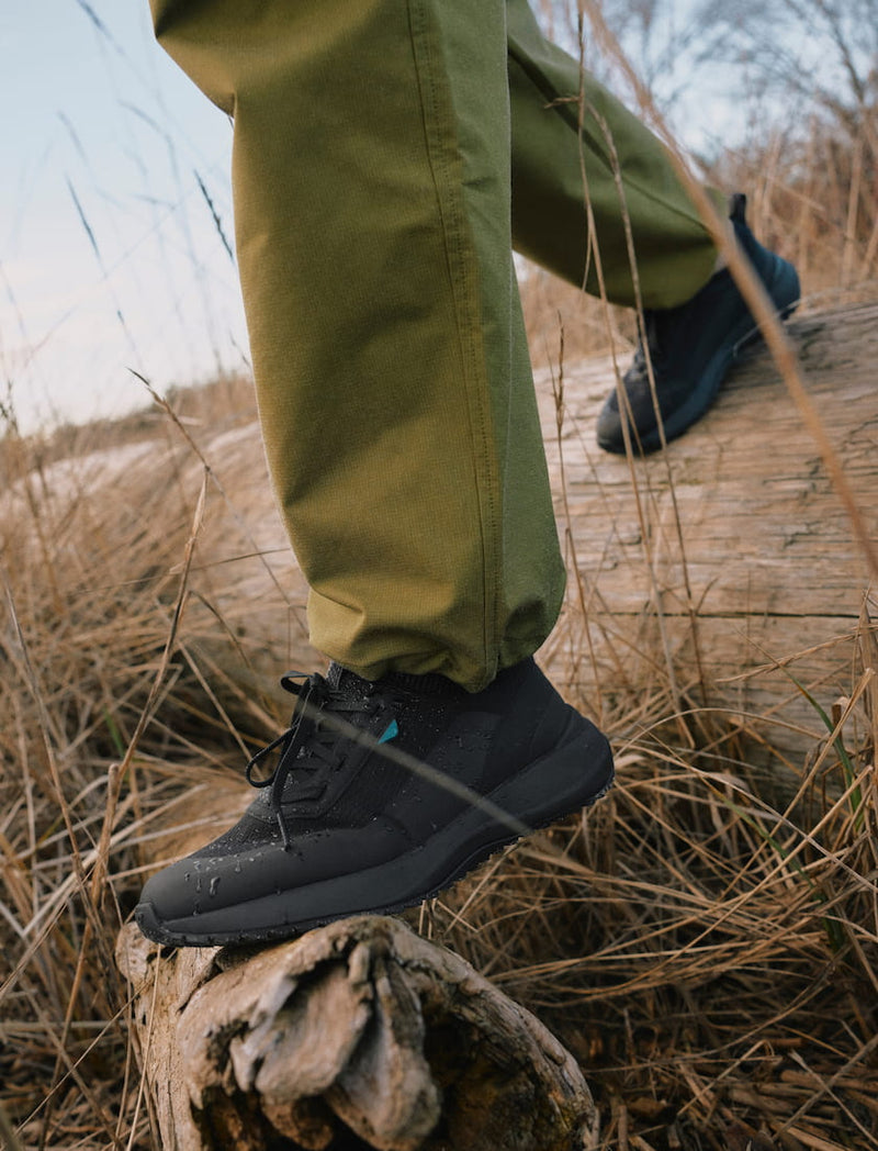 Load image into Gallery viewer, Vessi Men's Stormburst Low Top Shoe
