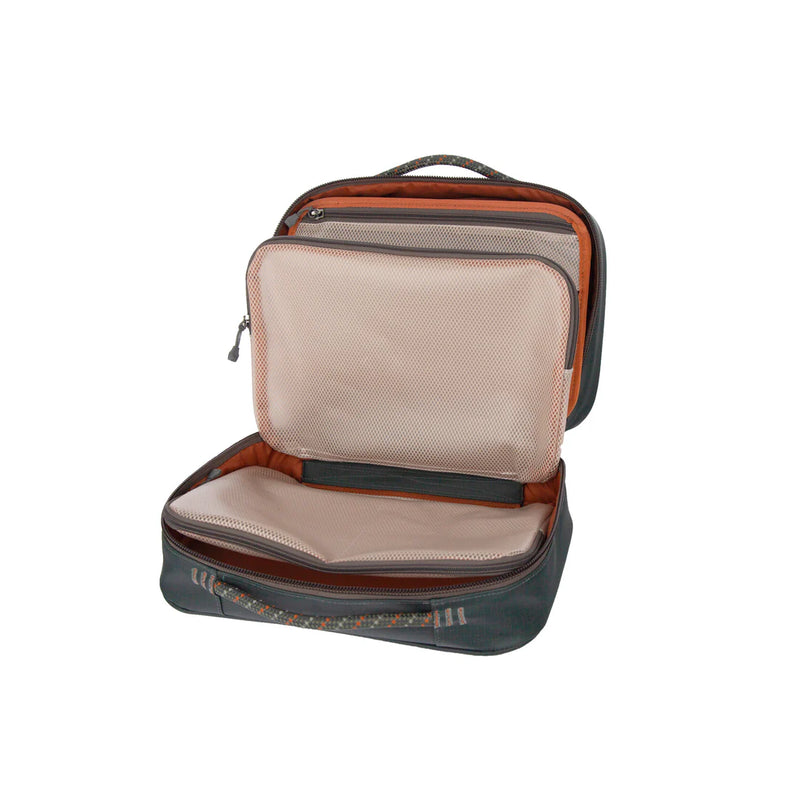 Load image into Gallery viewer, Fishpond Backwater Fly Tying Kit
