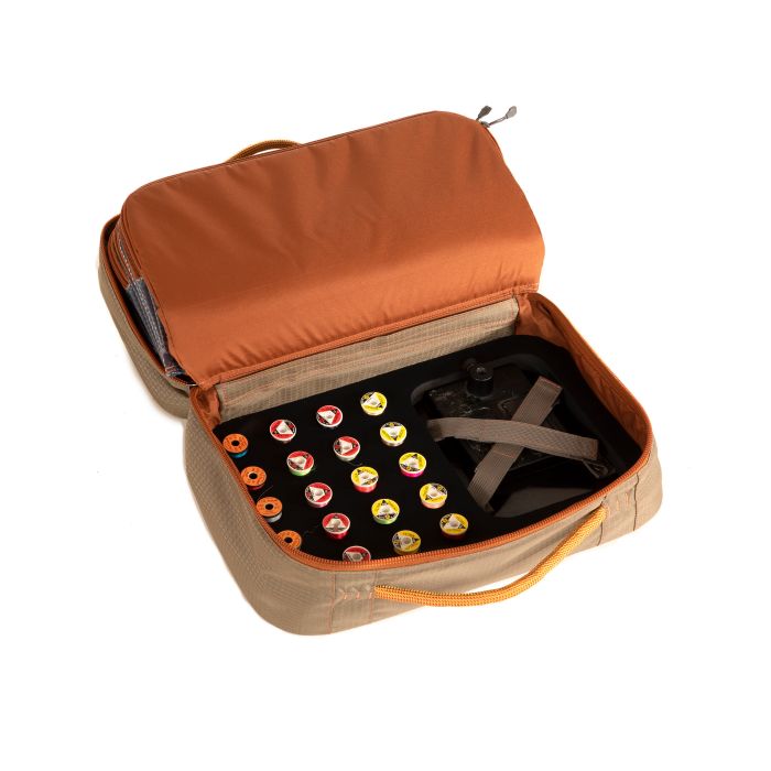 Load image into Gallery viewer, Fishpond Tailwater Fly Tying Kit