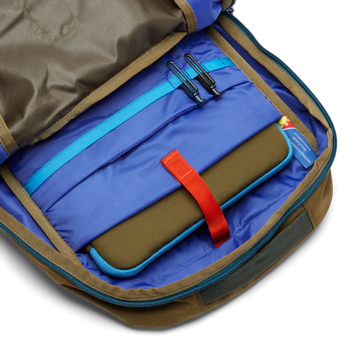 Load image into Gallery viewer, Cotopaxi 14&quot; Laptop Sleeve - Cada Día

