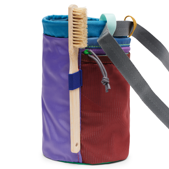 Load image into Gallery viewer, Cotopaxi Halcon Chalk Bag - Del Día
