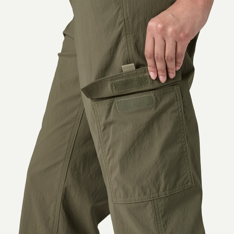 Load image into Gallery viewer, Patagonia Women's Outdoor Everyday Cargo Pants

