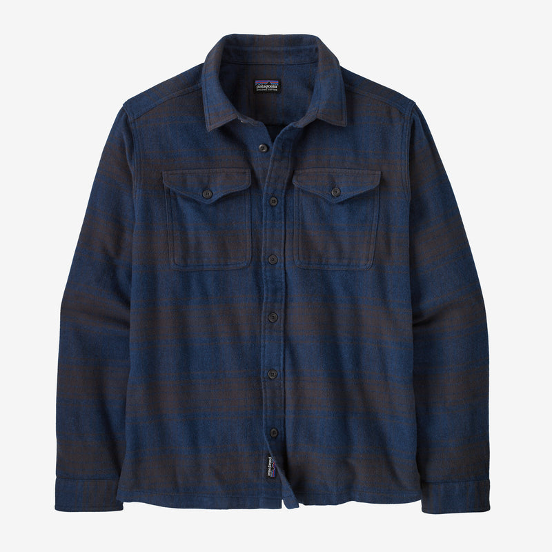 Load image into Gallery viewer, Patagonia Men's Fjord Flannel Shirt
