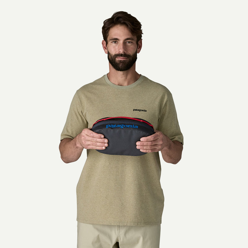 Load image into Gallery viewer, Patagonia Black Hole® Cube 3L
