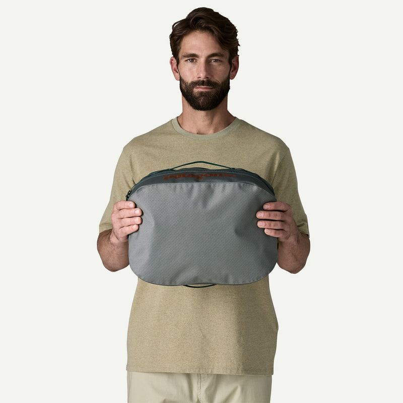 Load image into Gallery viewer, Patagonia Black Hole® Cube 14L
