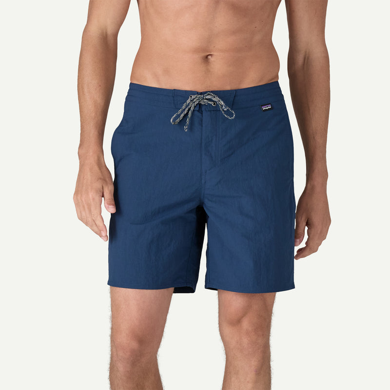 Load image into Gallery viewer, Patagonia Men's Wavefarer® Hybrid Walk Shorts - 18"
