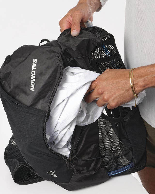Load image into Gallery viewer, Salomon Unisex Active Skin 12 Running Vest

