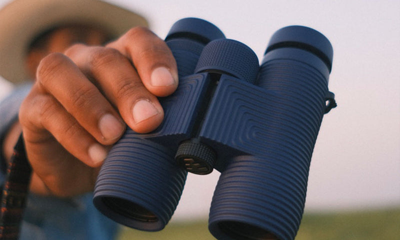 Load image into Gallery viewer, Nocs Provisions - Field Issue 10x32 Waterproof Binoculars
