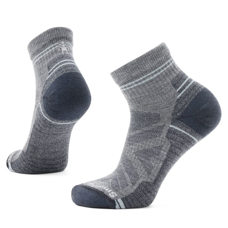 Load image into Gallery viewer, Smartwool Women&#39;s Hike Light Cushion Ankle Socks
