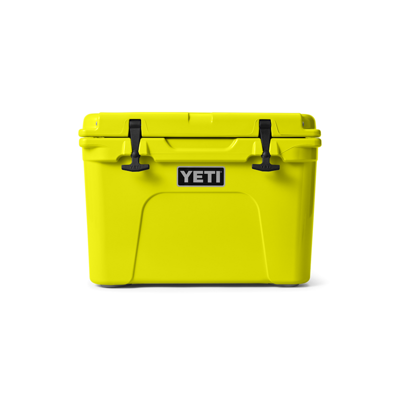 Load image into Gallery viewer, YETI Tundra 35 Hard Cooler  [Oversized Item; Extra Shipping Charge*]
