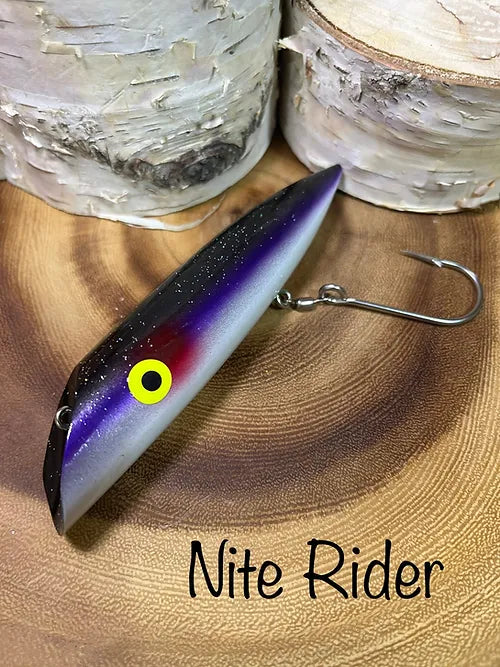 Load image into Gallery viewer, Fishinator Plugs 2&quot;
